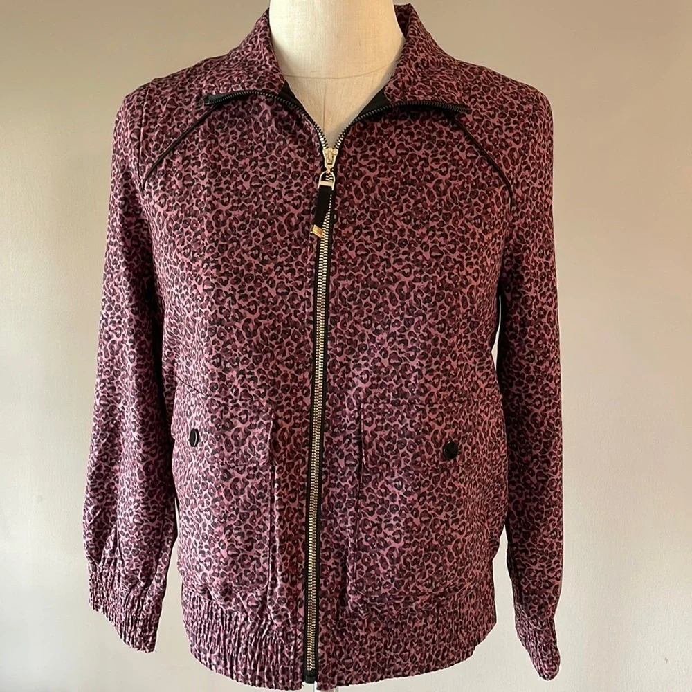 NWOT Chicos ZENERGY cheetah zip lightweight windbreaker jacket pink black 2P 00P